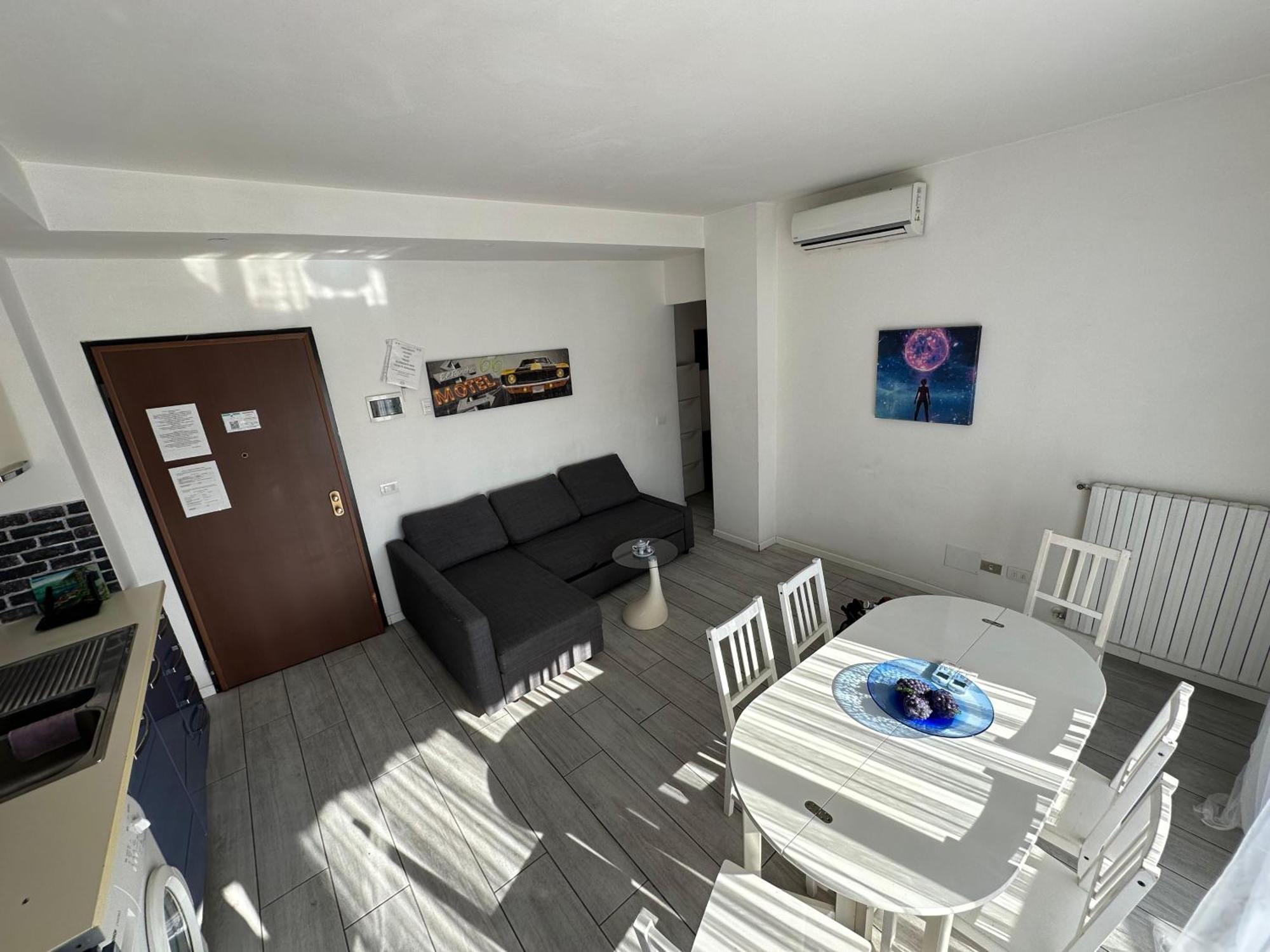 Sky Apartment - Milan — Photos 2